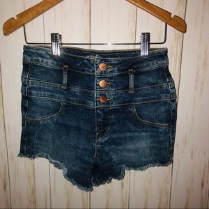 Refuge cut off shorts size 0 three buttons and zip